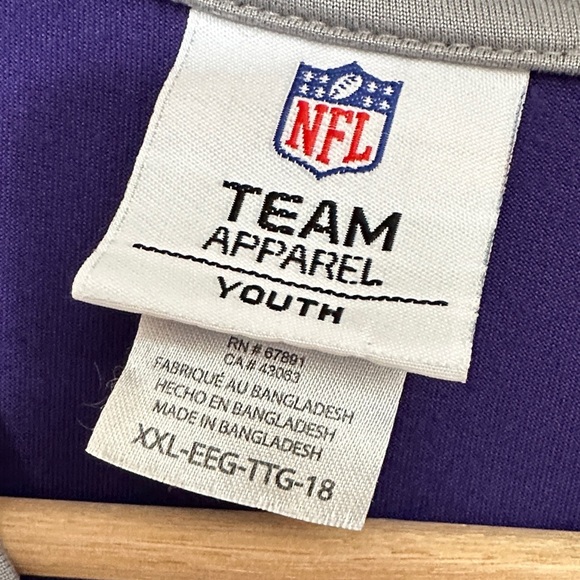 NFL Minnesota Vikings Purple and Gray Long Sleeve Tee - Picture 2 of 4